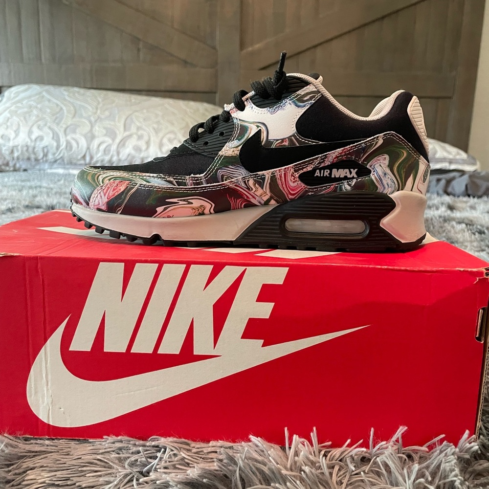 Women’s Nike Air Max 90 marble